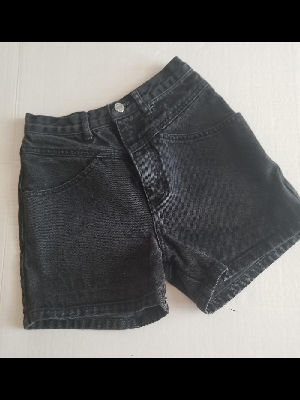 Guess by Marciano 80s/90s Black Vtg Wash High-Waist Denim Cutoff "Mom" Shorts